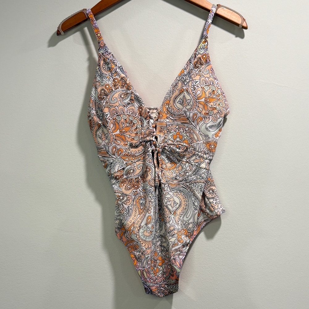 Jessica Simpson Women's Paisley One‎ Piece with Tie Up Front Orange Gray Size M